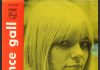 Ce super 45 tours, en provenance du Portugal, contient les titres Bonsoir John-John, La rose des vents, La guerre des chansons et Boom boom, 11e microsillon de France Gall édité en octobre 1966.