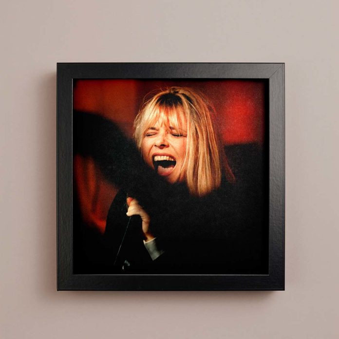 France Gall est alors l’une des premières artistes de variété à fouler le plateau mythique de la salle Pleyel, du 27 septembre au 1er octobre 1994.
